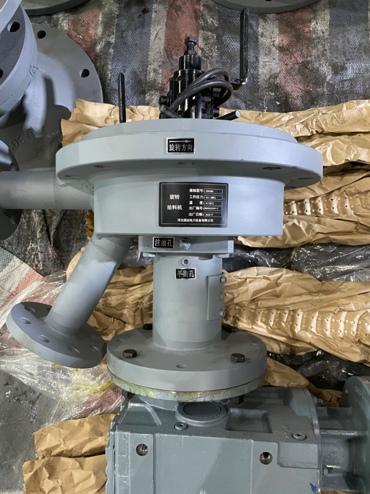 1720444886851312.jpg 9f55d953046f578efe1026447937a48.jpg